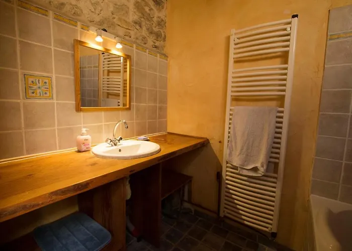 D'etape Les Diligences Inn *