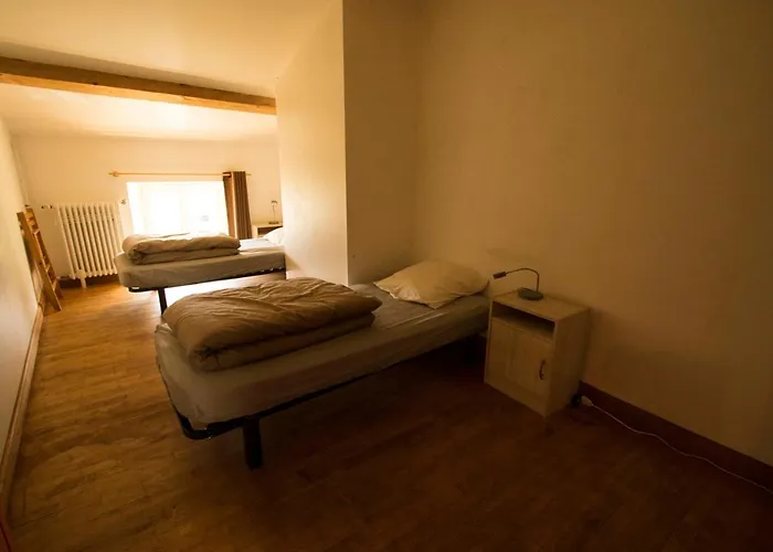 D'etape Les Diligences Inn *