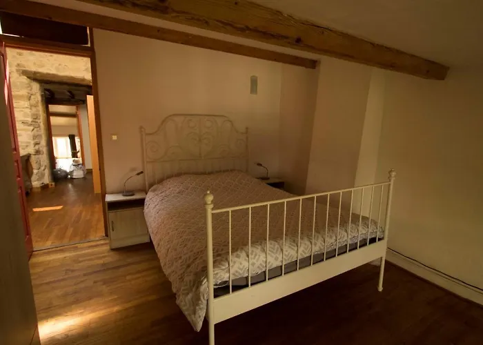 D'etape Les Diligences Inn *