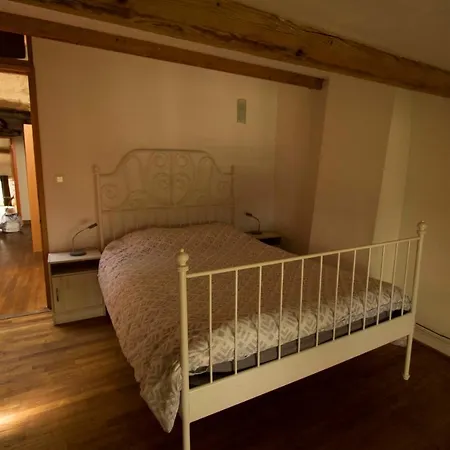 D'etape Les Diligences 宾馆 *